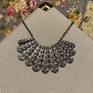 Elegant Silver Necklace